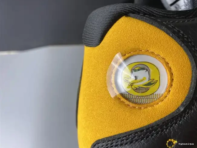 HYPE Jordan Oregon League AR4390-035 13 High Air Retro 0623